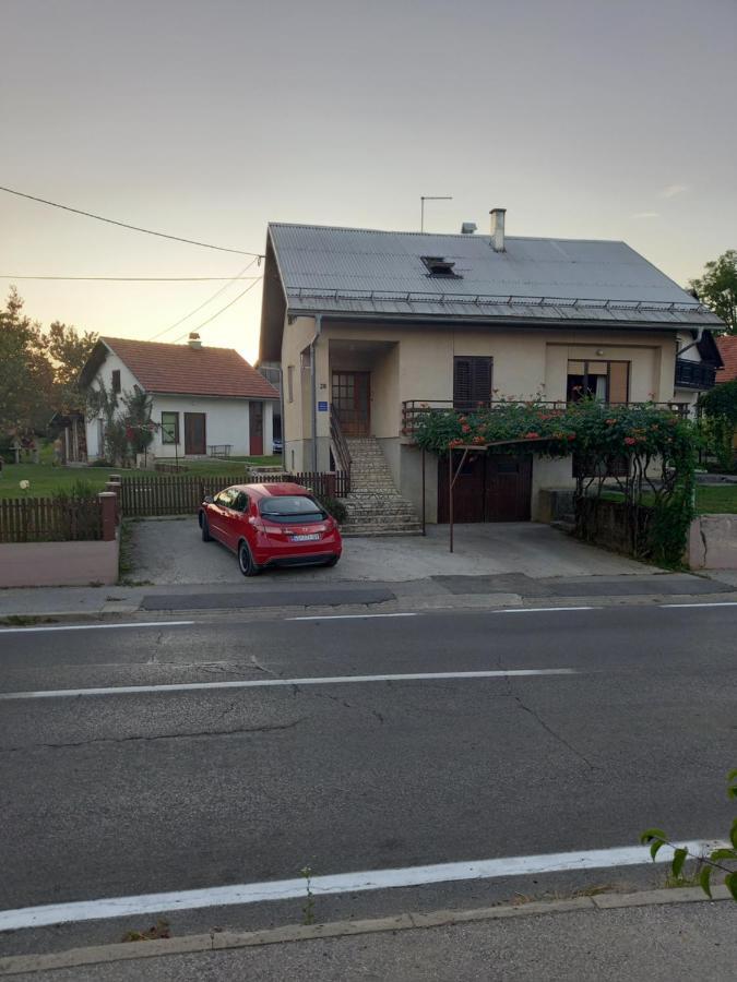 Apartman Ivano Gospić Esterno foto