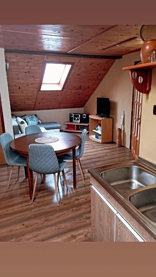 Apartman Ivano Gospić Esterno foto